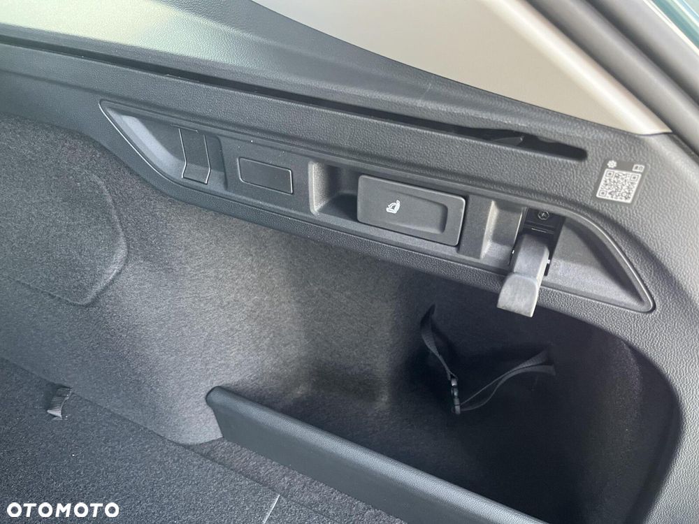 Volkswagen Passat - 14