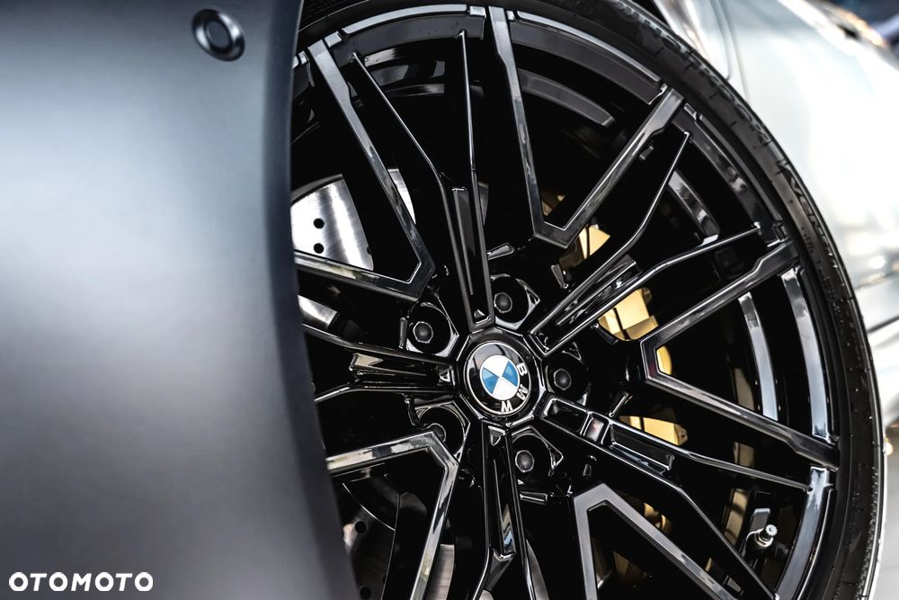 BMW M5 PHEV - 4
