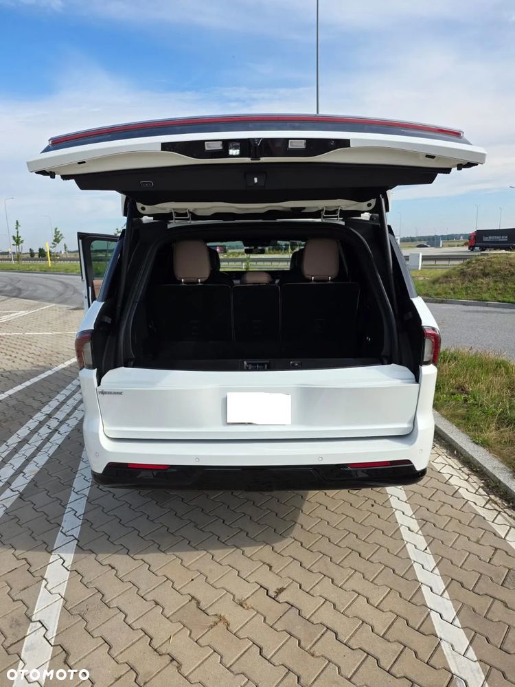 Lincoln Navigator - 11