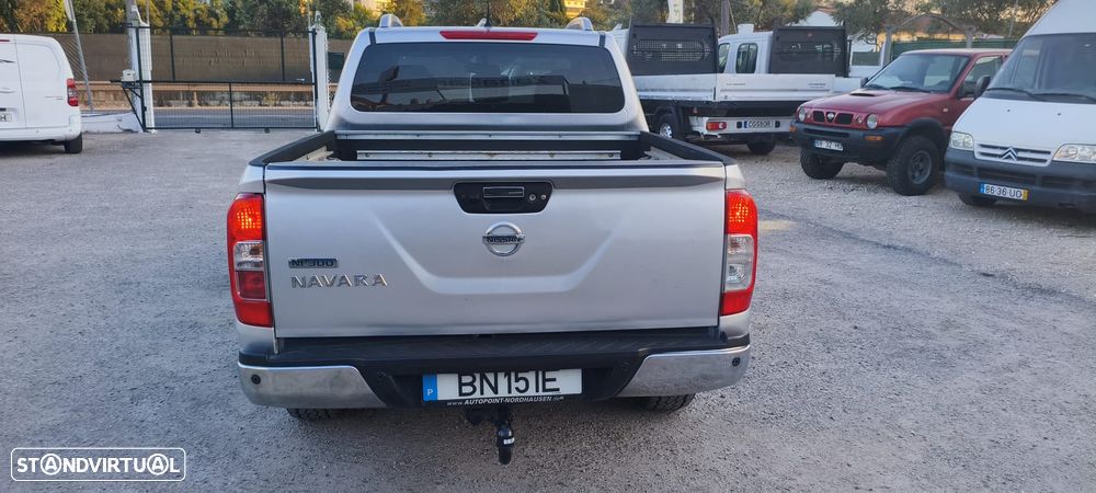 Nissan Pick Up - 8