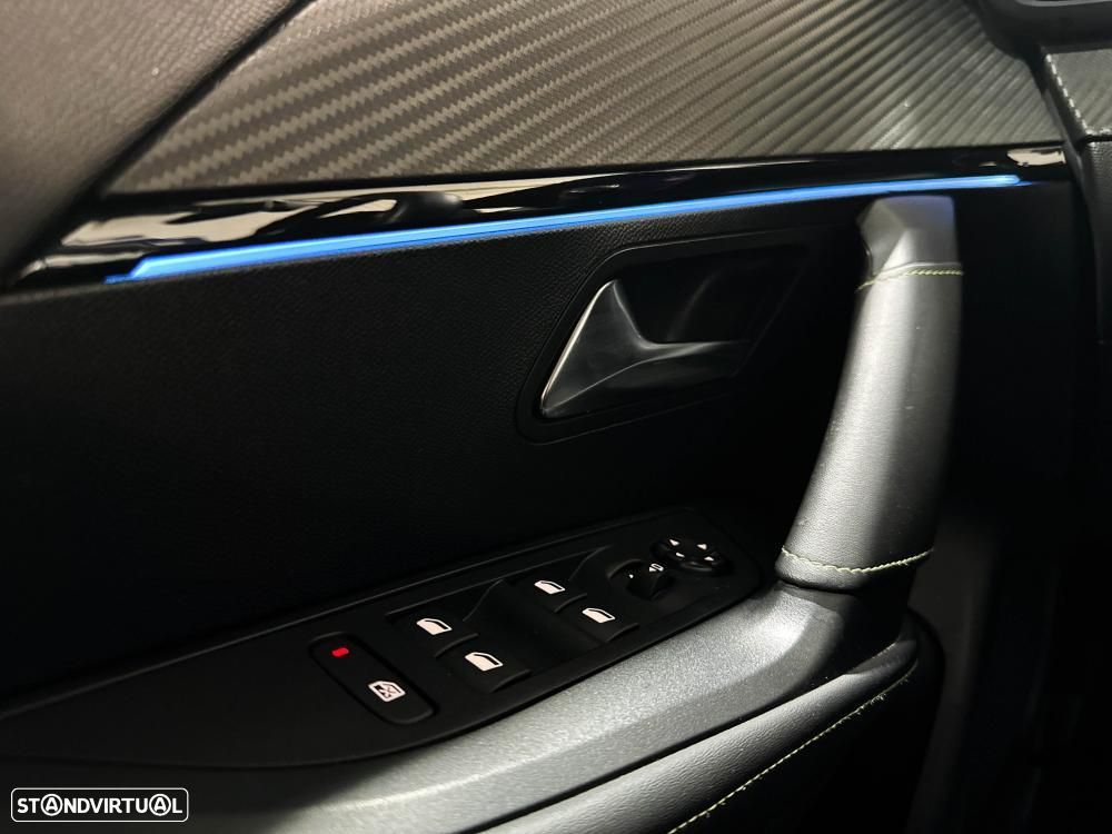 Peugeot e-2008 54 kWh GT - 26