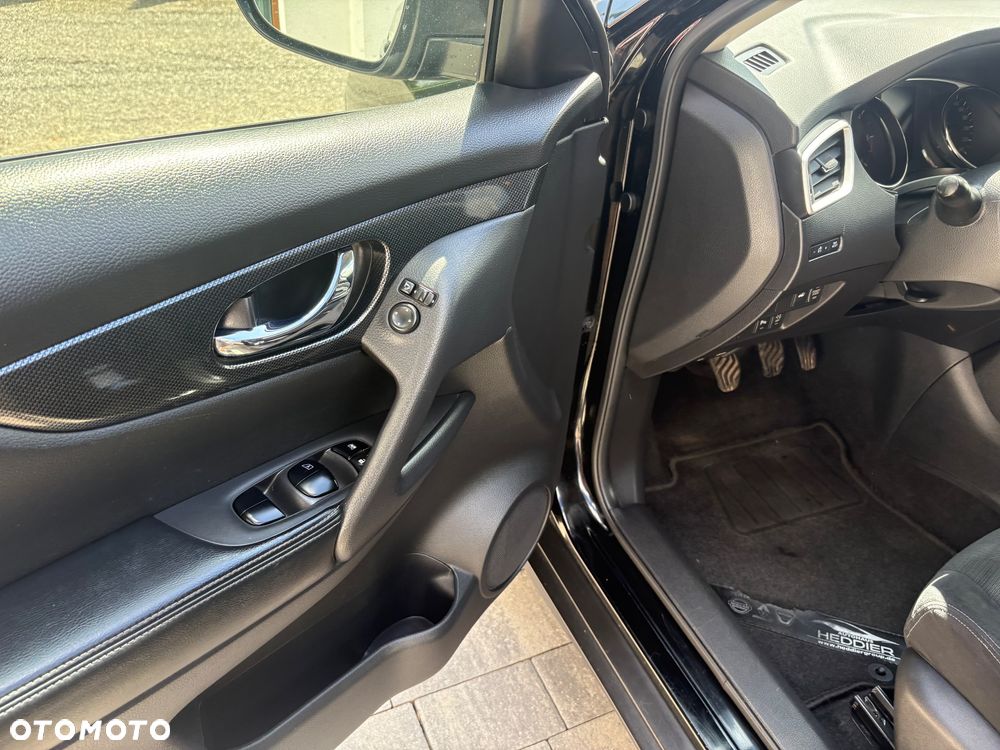 Nissan X-Trail 1.6 DCi Tekna 2WD - 27