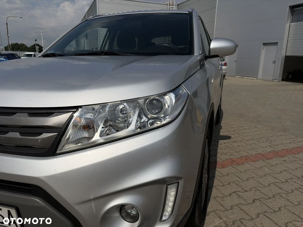 Suzuki Vitara 1.6 Premium 2WD - 30