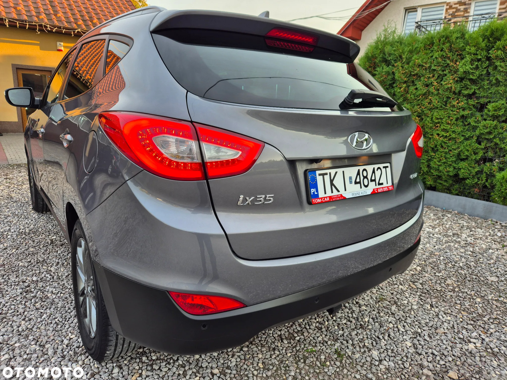 Hyundai ix35 1.7 CRDi 2WD blue Finale Gold - 19