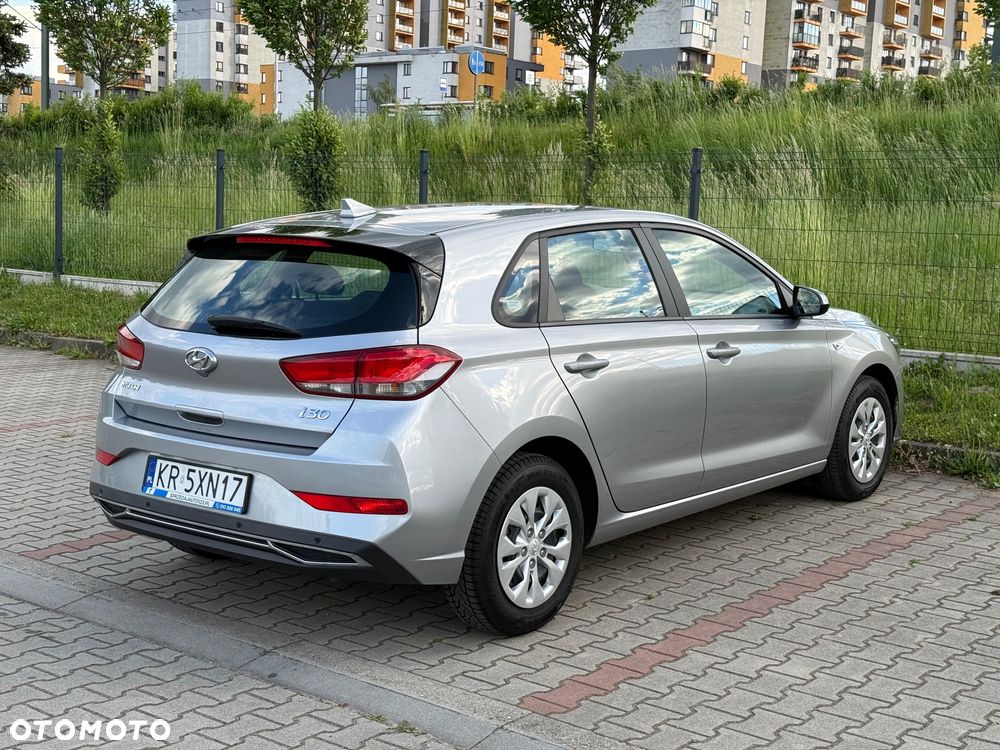 Hyundai i30 1.5 DPI Classic + - 4
