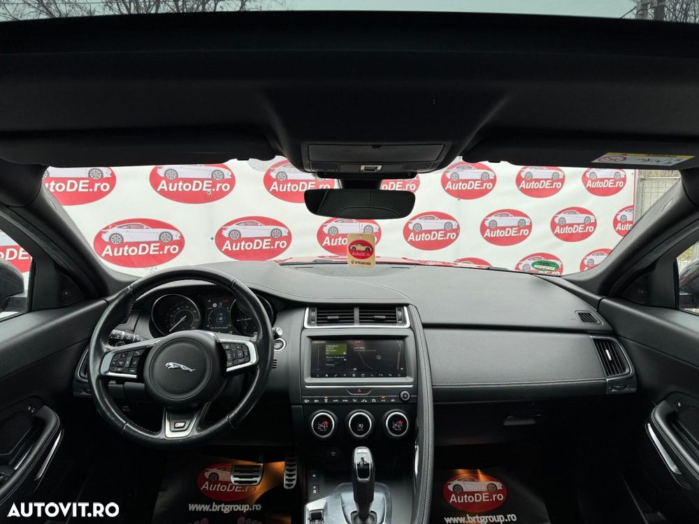 Jaguar E-Pace - 9