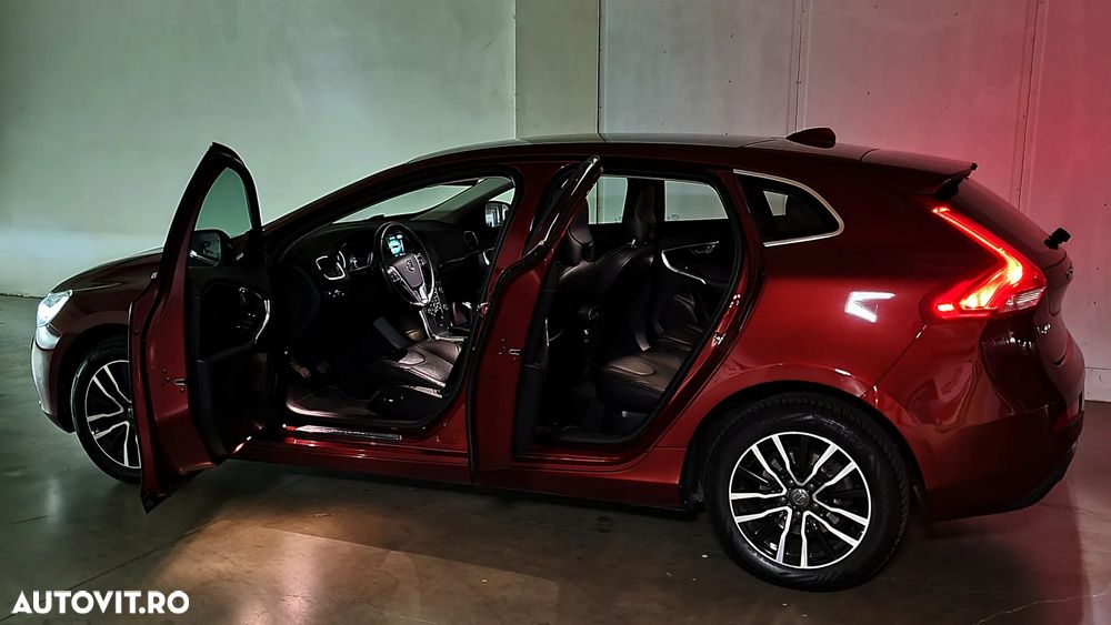 Volvo V40 D2 Inscription - 31