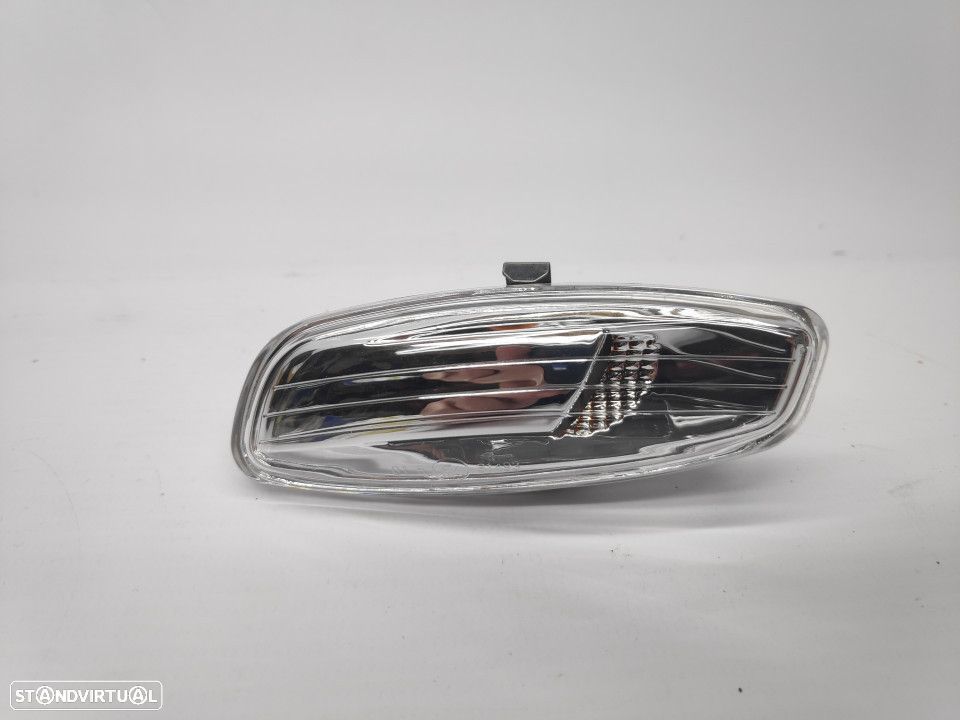 pisca espelho retrovisor  Peugeot 207 3008 308 5008  / Citroen C3 C4 C5 DS3 DS4 (novo) - 1