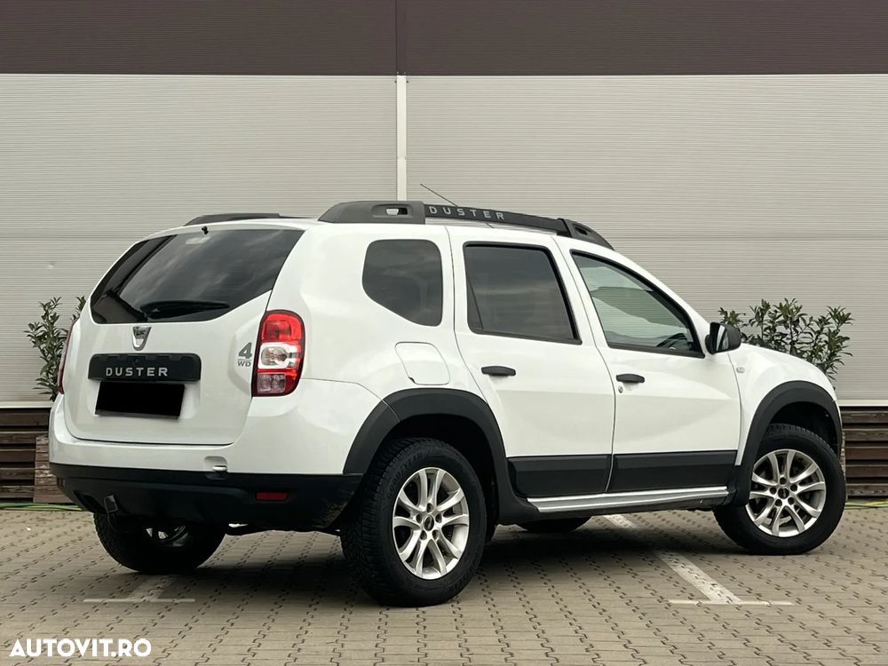 Dacia Duster 1.6 4x4 Laureate - 3