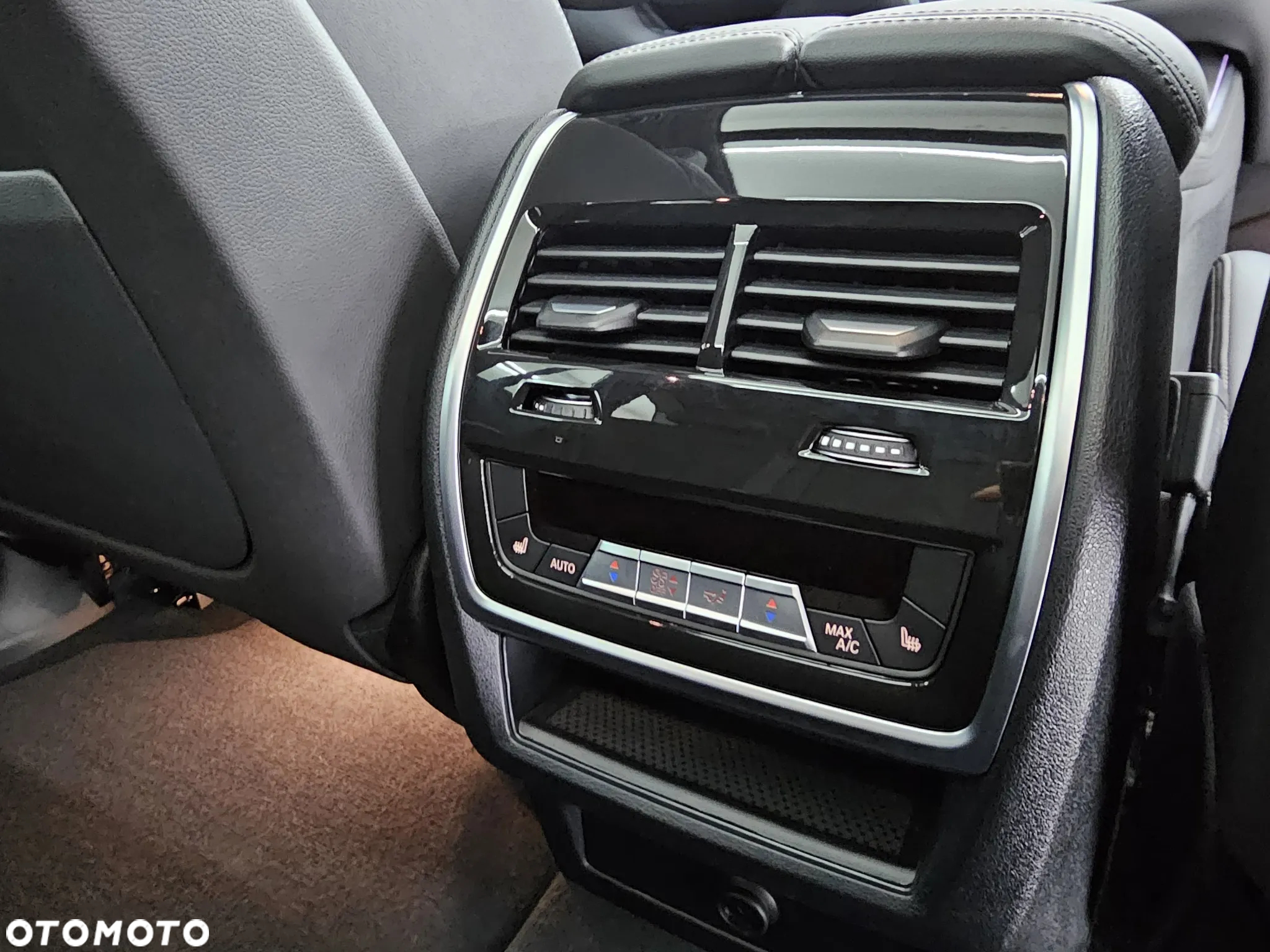 BMW X5 xDrive40i xLine - 27