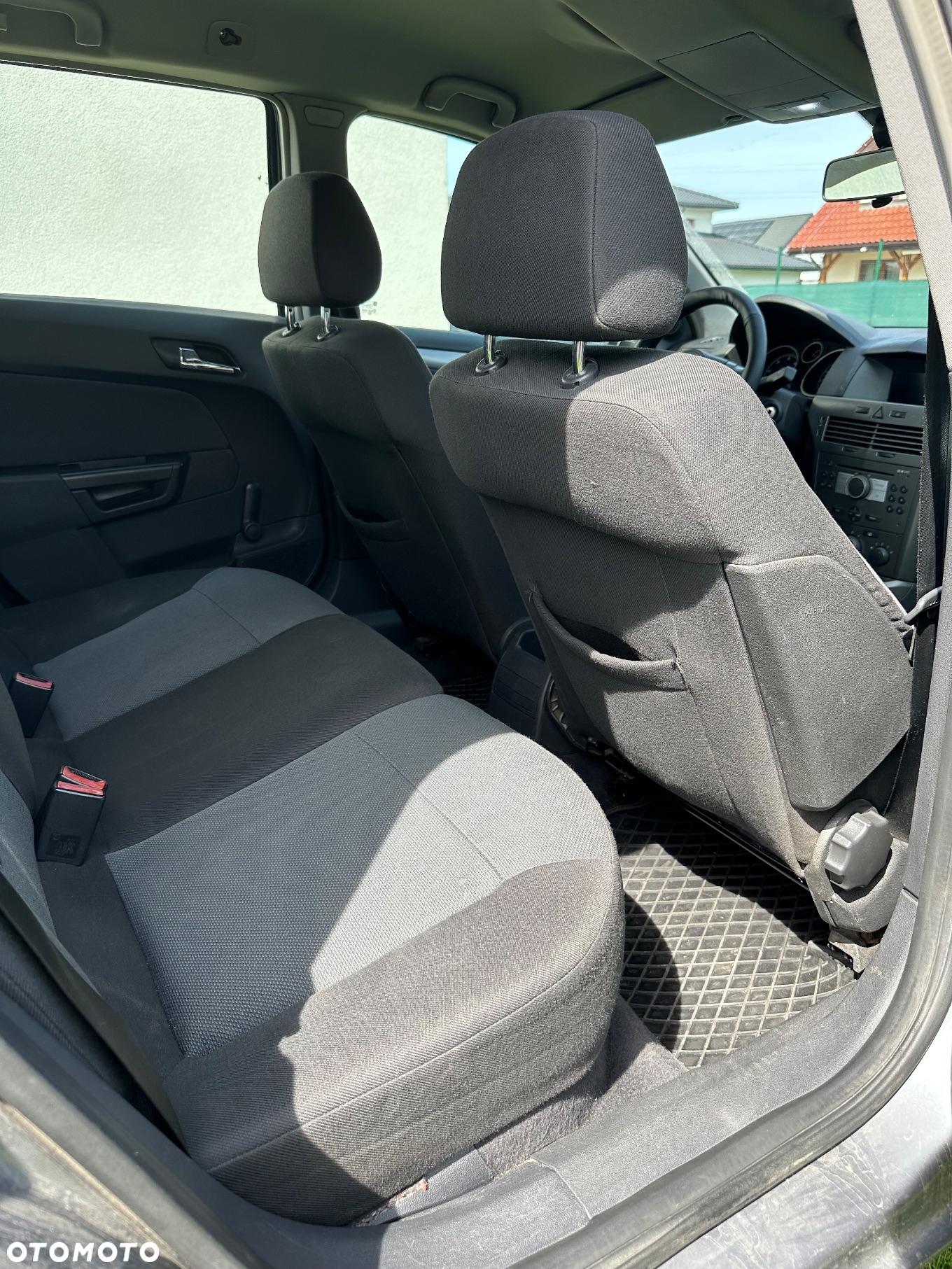 Opel Astra - 16