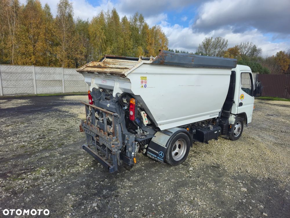 Mitsubishi CANTER FUSO - 6