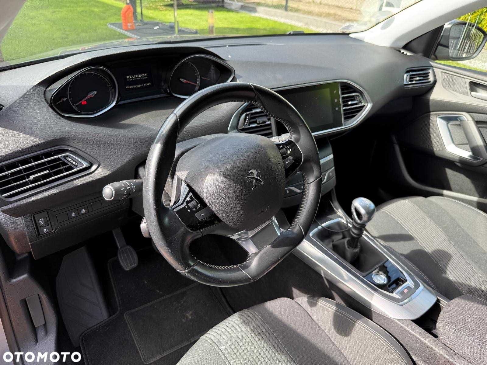Peugeot 308 SW 1.5 BlueHDi Access S&S - 11