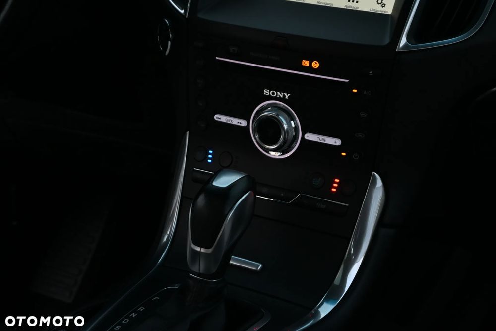 Ford Edge 2.0 TDCi Bi-Turbo 4x4 ST-LINE - 29