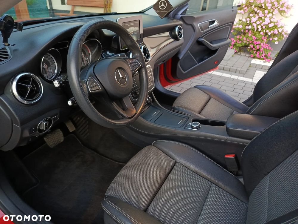 Mercedes-Benz CLA - 20