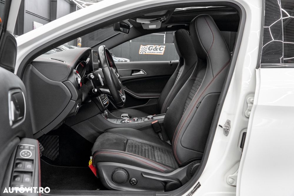 Mercedes-Benz GLA AMG 45 4Matic AMG Speedshift 7G-DCT - 17