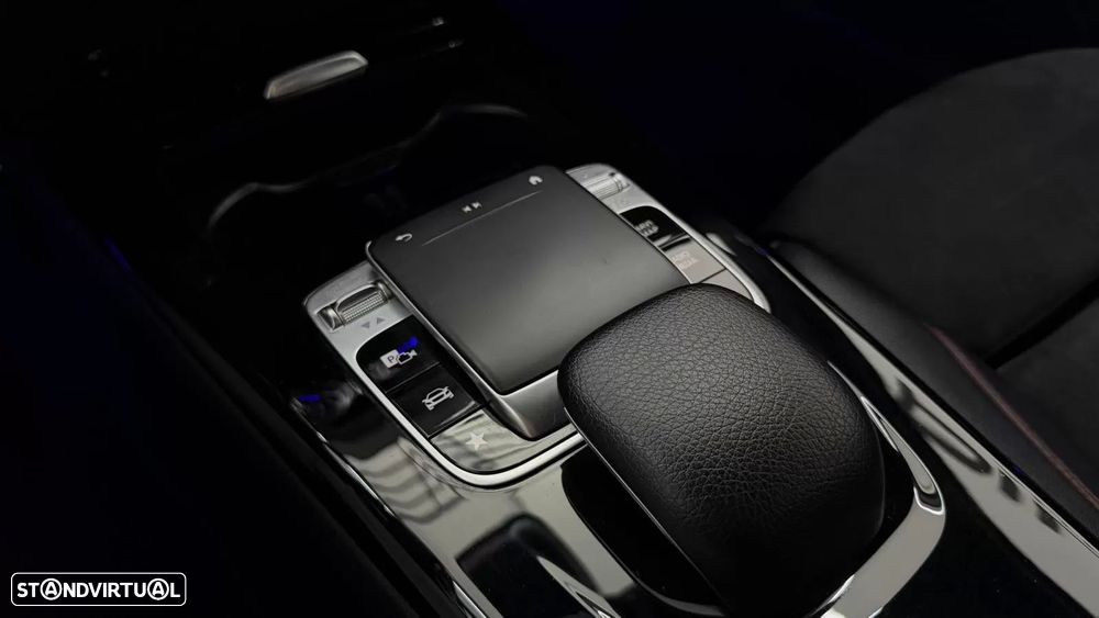 Mercedes-Benz A 180 - 30