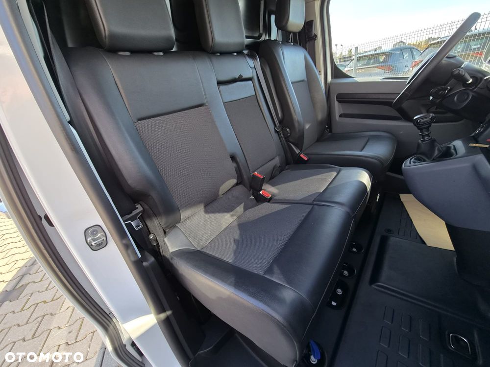 Opel Vivaro - 26