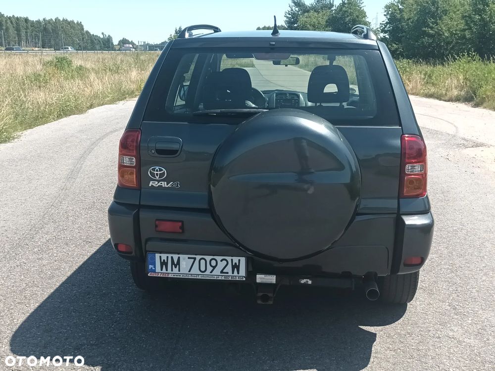 Toyota RAV4 1.8 VVT-i Terra 2WD - 19