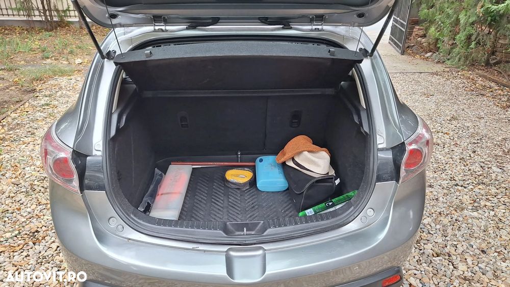 Mazda 3 - 13
