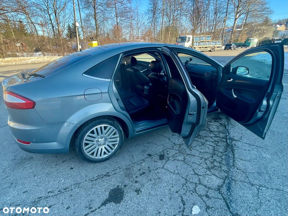 Ford Mondeo 2.0 TDCi Ghia - 15