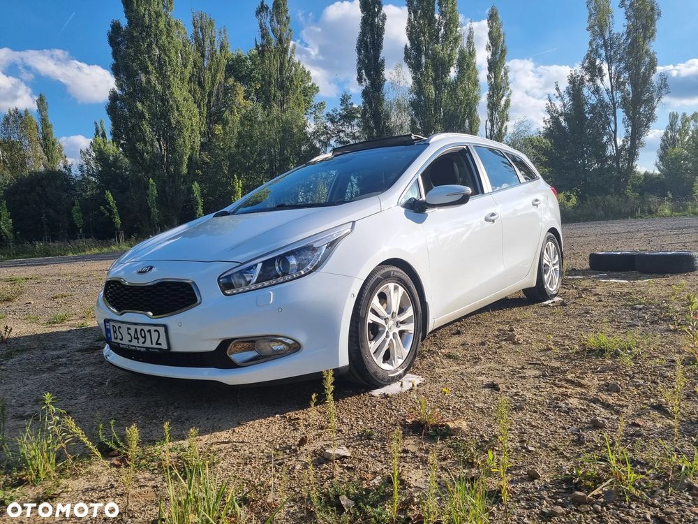Kia Ceed - 1