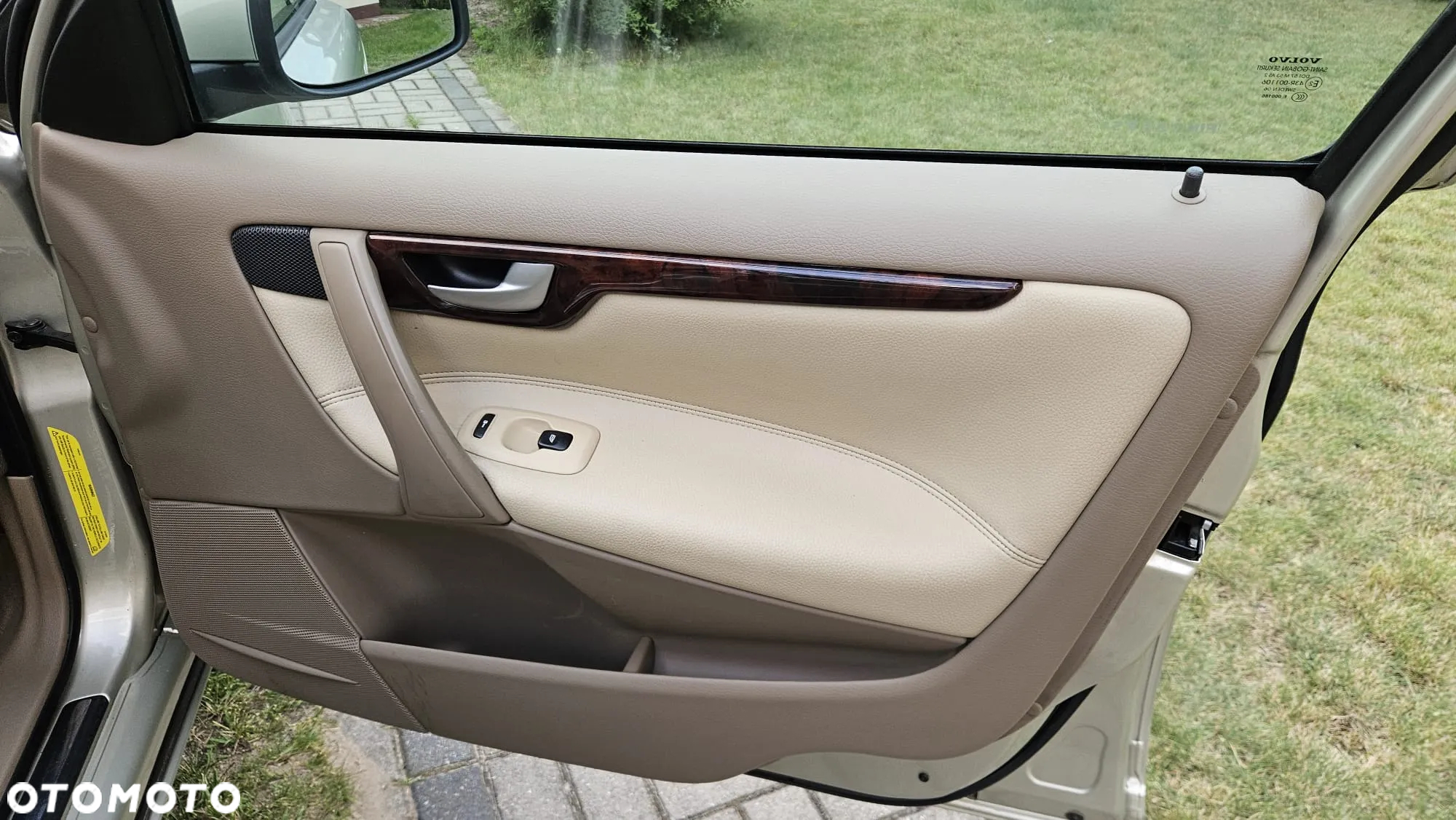Volvo V70 2.5T AWD Summum - 34
