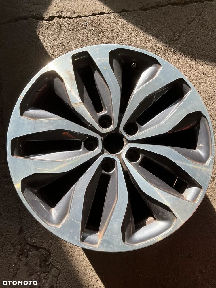 Felga Renault 7,5 x 18 ET 46 5x114,3 403005820R 1szt. - 1