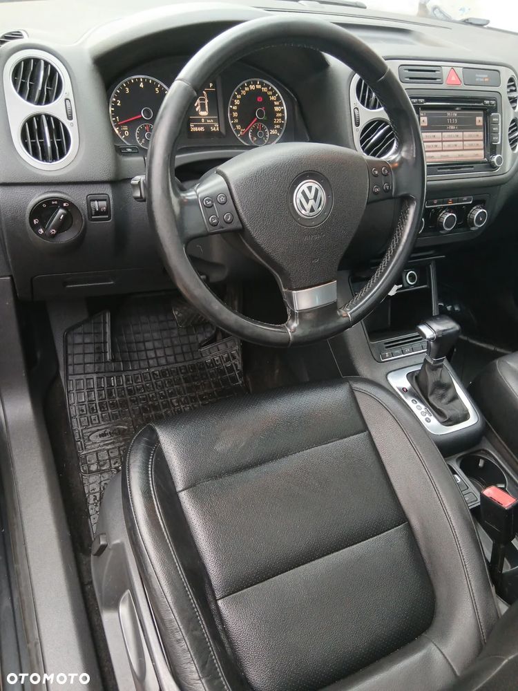 Volkswagen Tiguan - 15