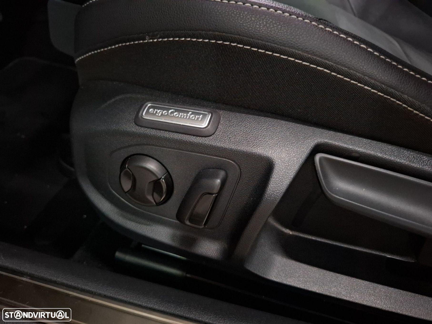 VW Arteon 2.0 TDI Elegance DSG - 26