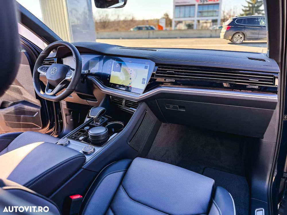 Volkswagen Touareg V6 TDI 4MOTION R-Line - 26