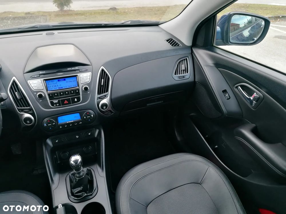 Hyundai ix35 1.6 2WD blue Style - 14