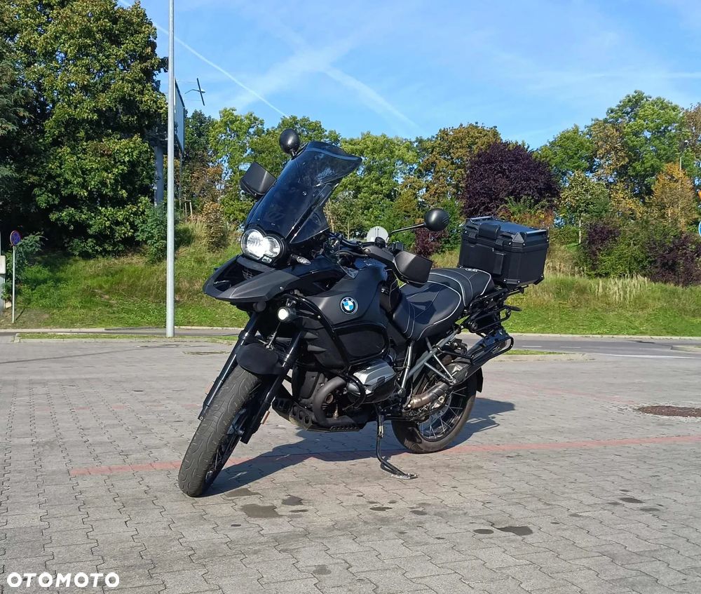 BMW R - 1