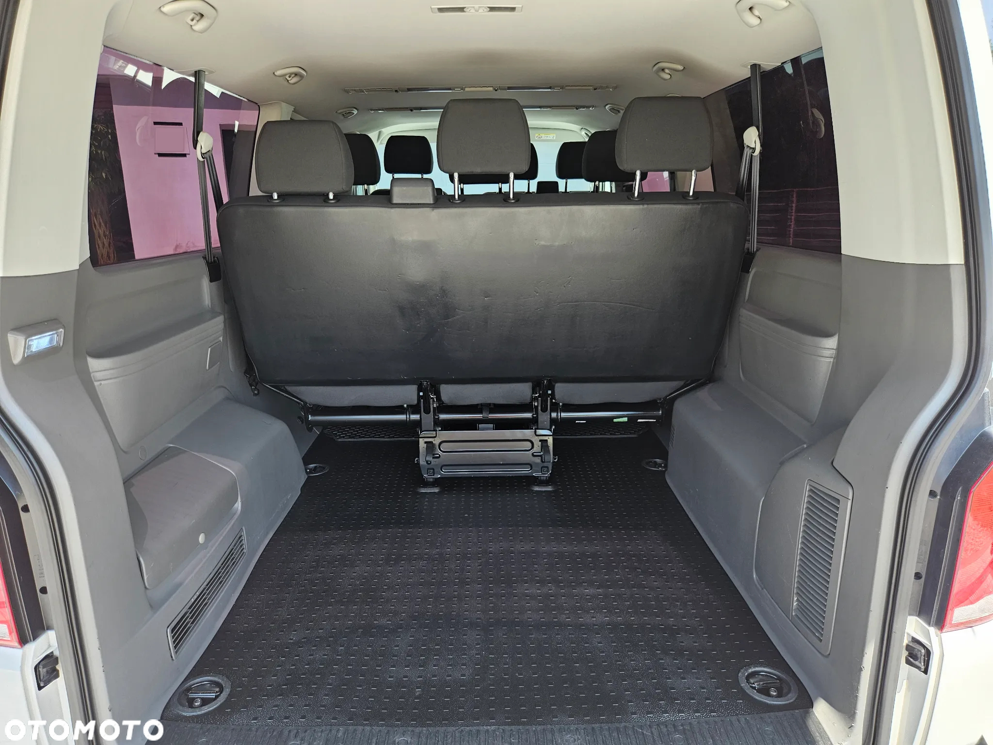 Volkswagen Caravelle 6.1 2.0 TDI L2 Comfortline - 28