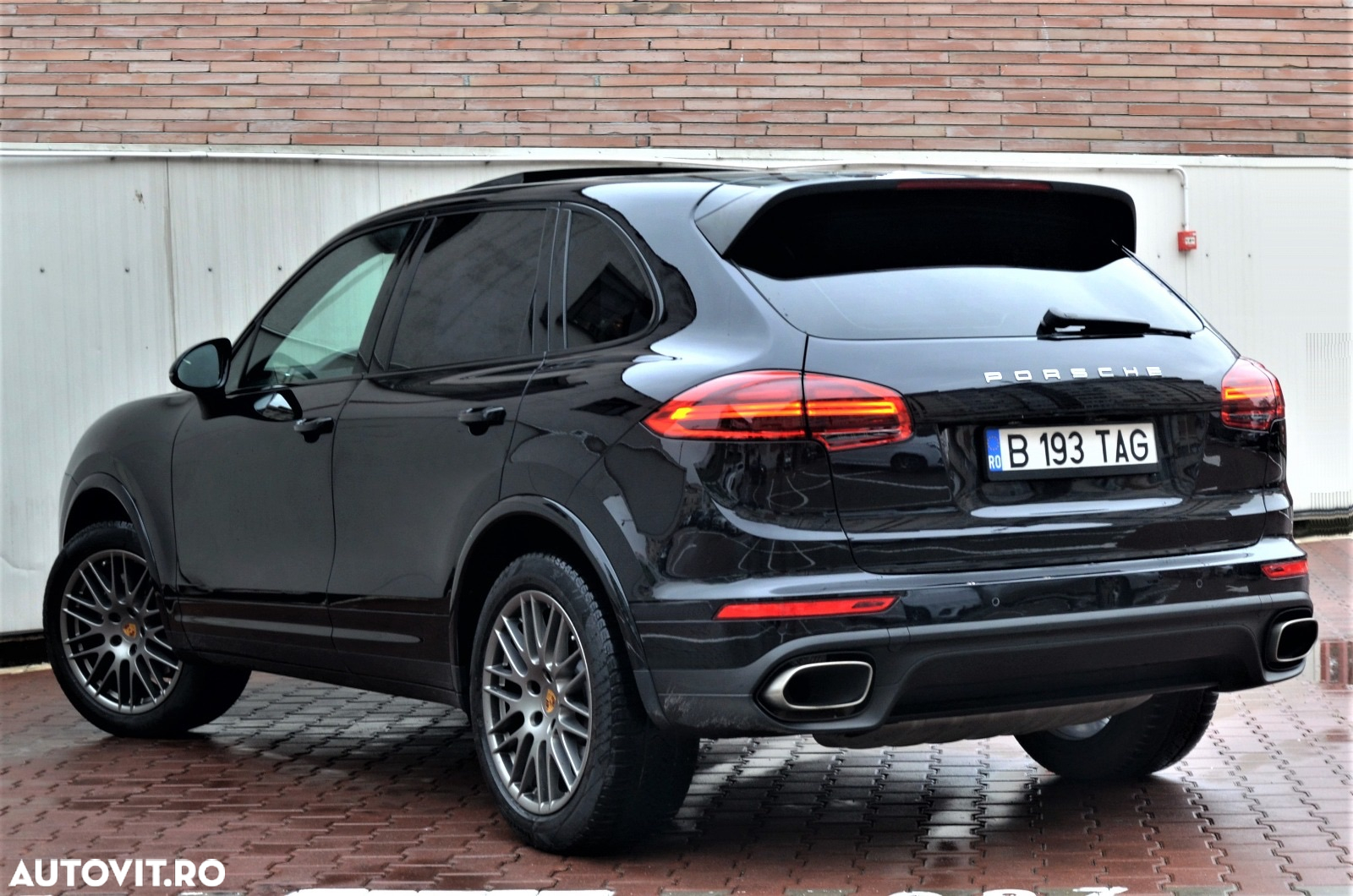 Porsche Cayenne 3.0 L - 18