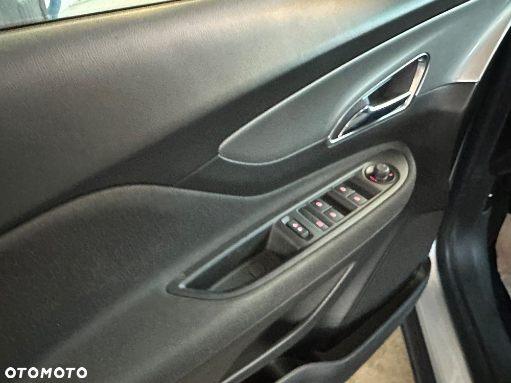 Nissan Qashqai 1.6 dCi Visia S&S - 10