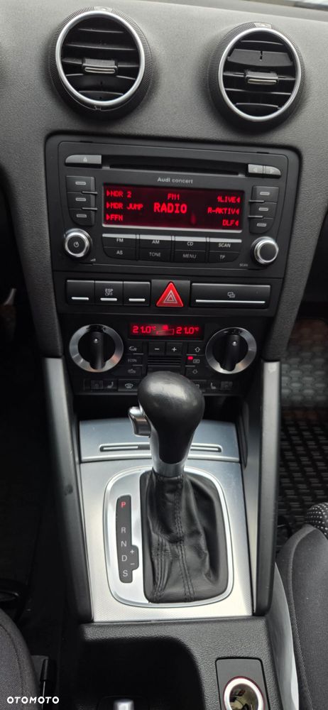 Audi A3 Sportback 1.8 TFSI Attraction S tronic - 27