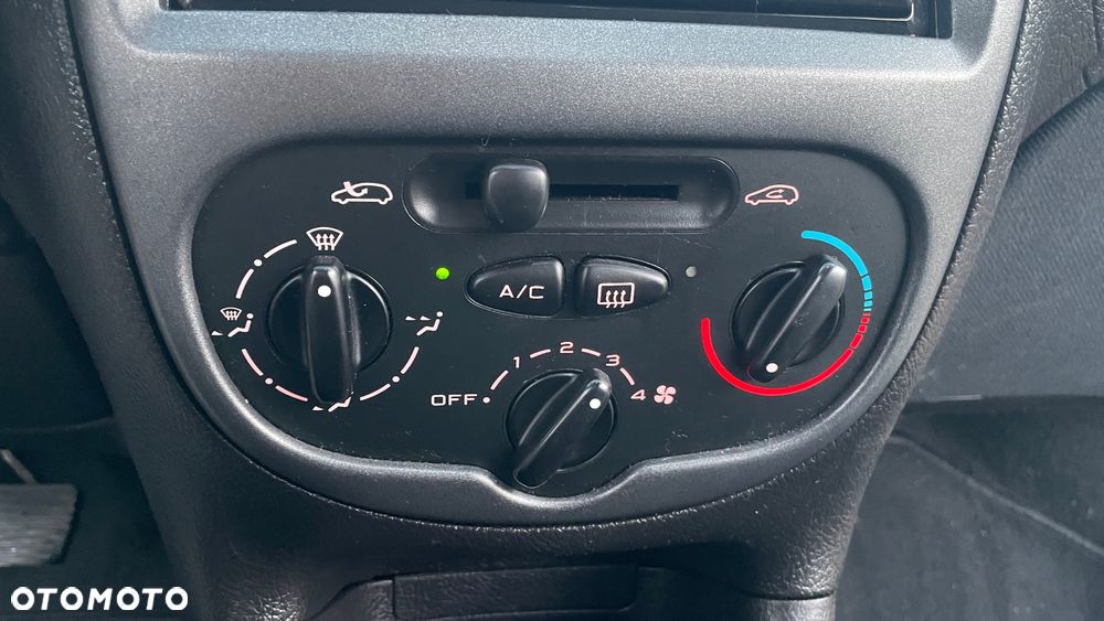 Peugeot 206 60 Grand Filou Cool - 8