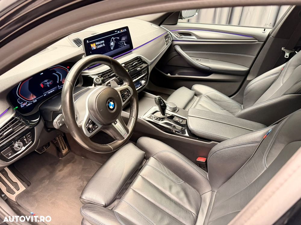 BMW Seria 5 530d xDrive AT MHEV - 16