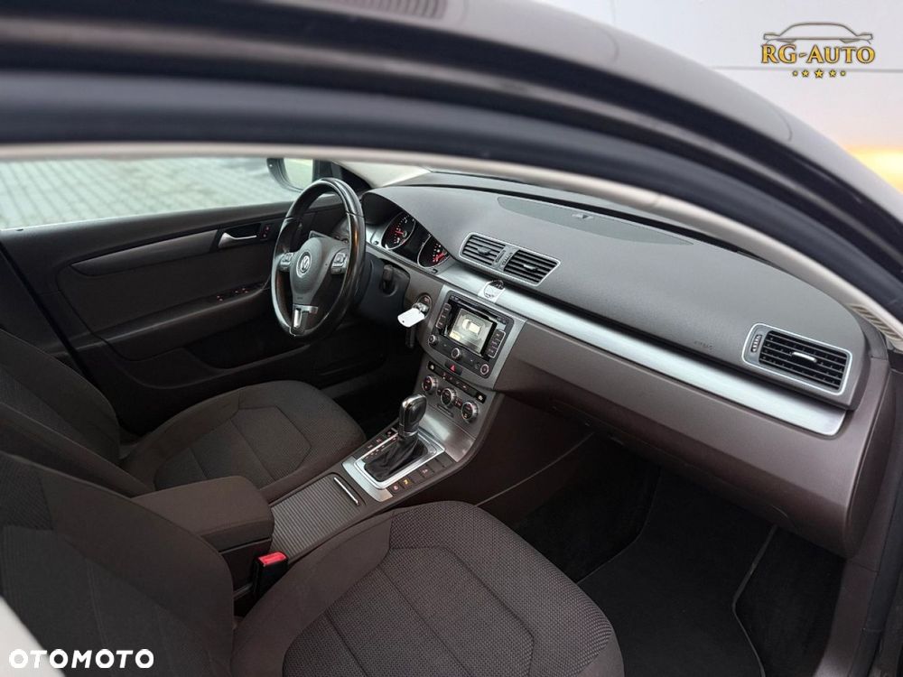 Volkswagen Passat - 5