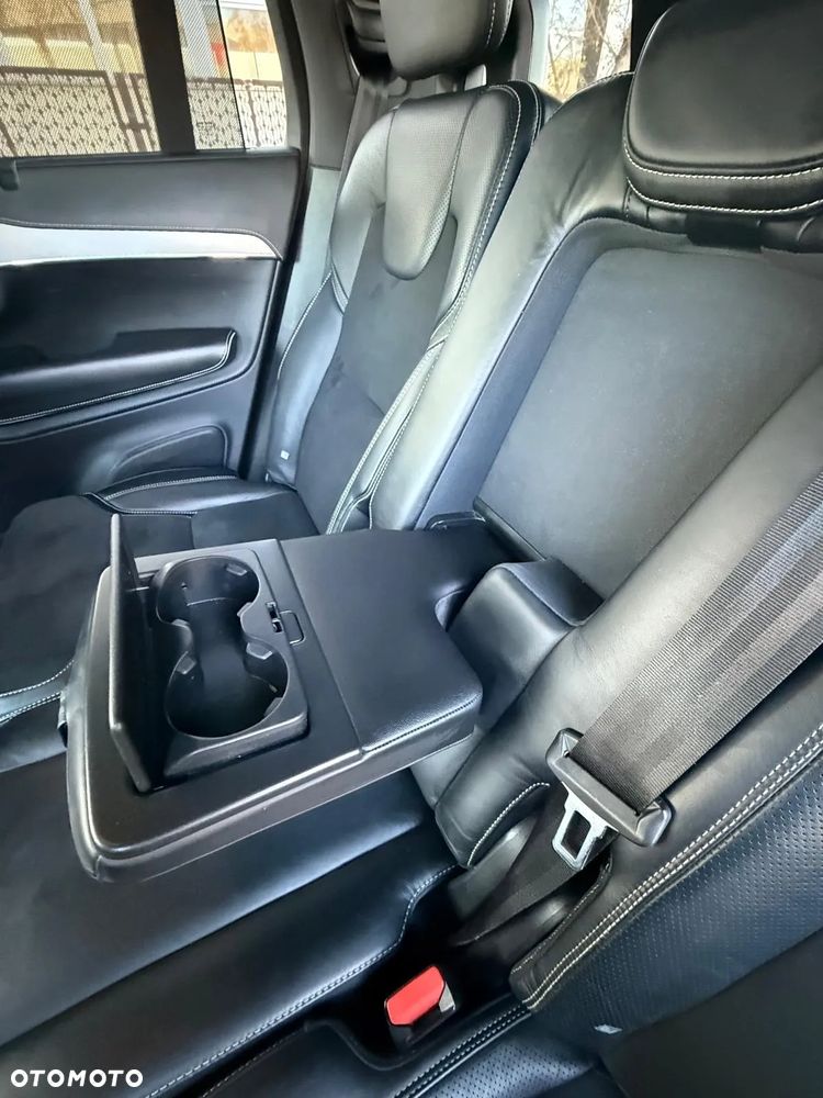 Volvo XC 90 D5 AWD R-Design - 30
