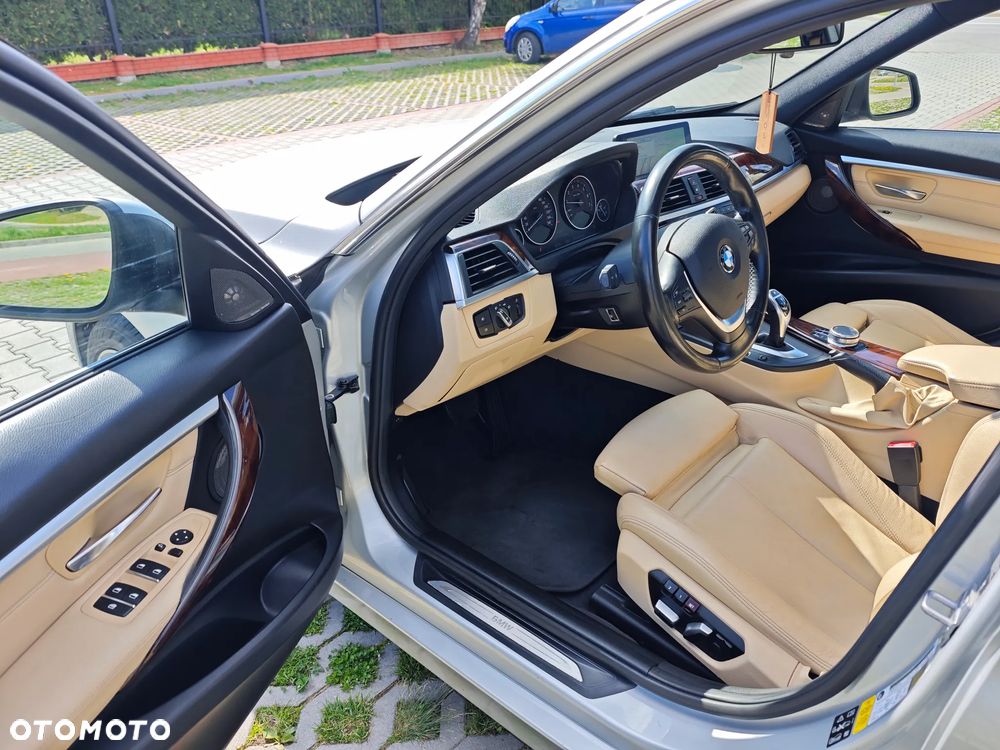 BMW Seria 3 340i xDrive Edition Luxury Line Purity - 17