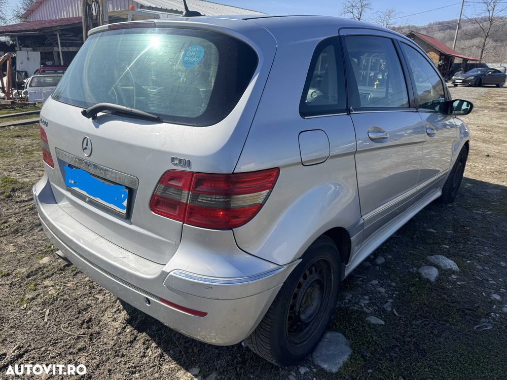 Dezmembrari Dezmembrez Piese piesa Dez auto Mercedes B 200 Class 2000 cmc diesel an 2008 euro 4 - 4