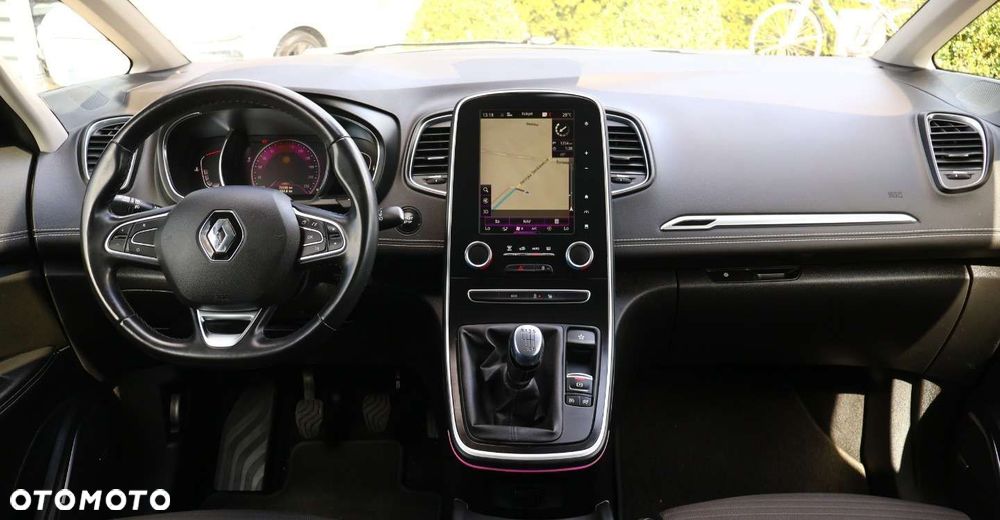Renault Scenic - 28
