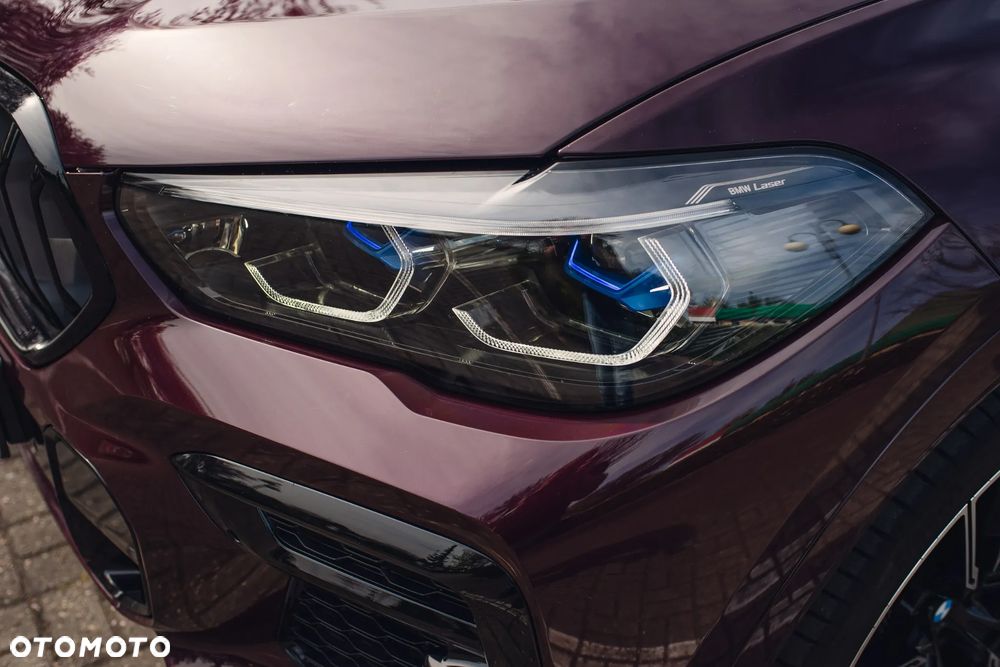 BMW X6 M50i - 18