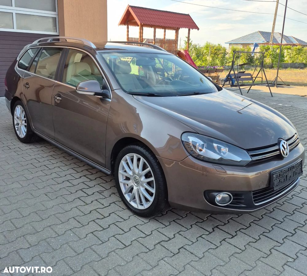 Volkswagen Golf 2.0 TDI DPF DSG Exclusive - 3