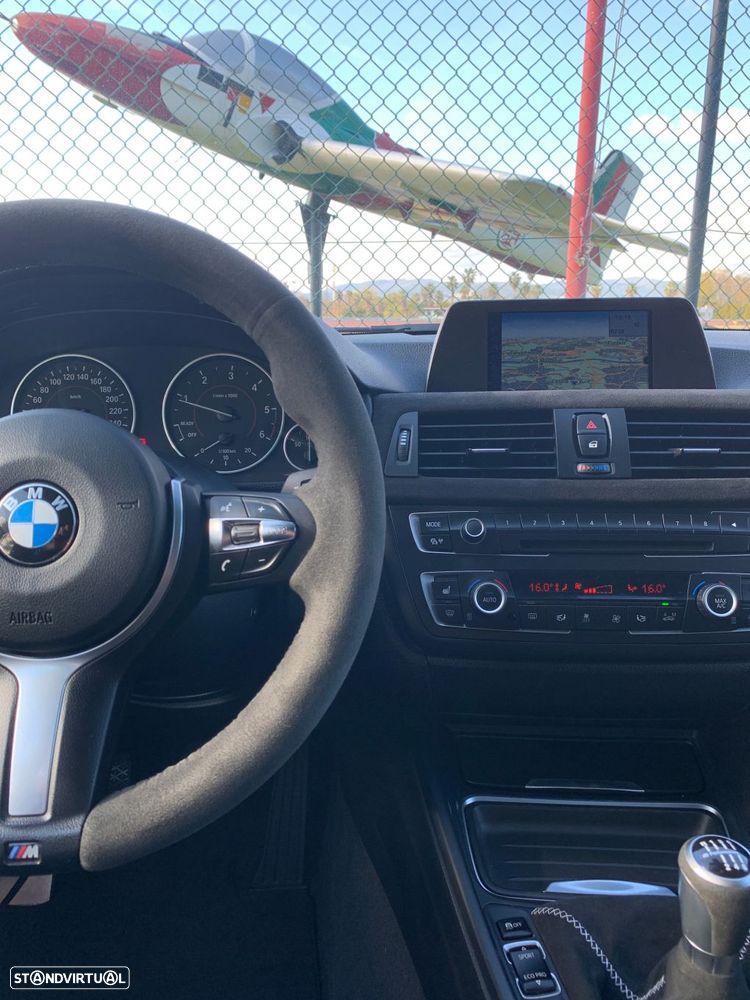 BMW 320 d Pack M - 39