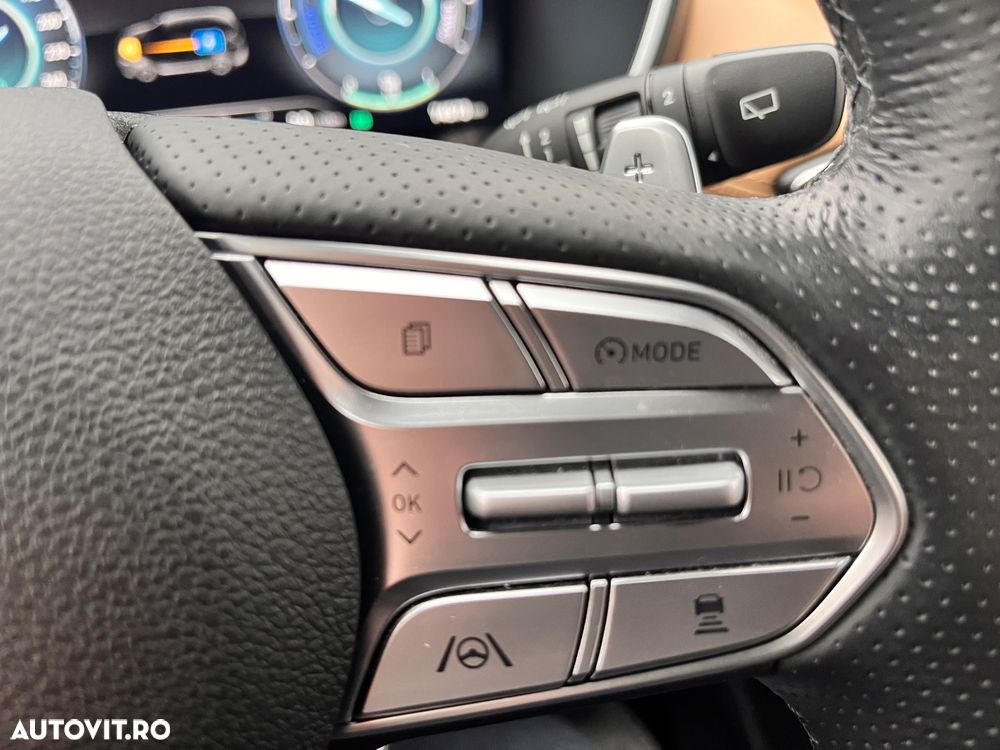 Hyundai Santa Fe 1.6 Plugin-Hybrid 4WD Signature - 39