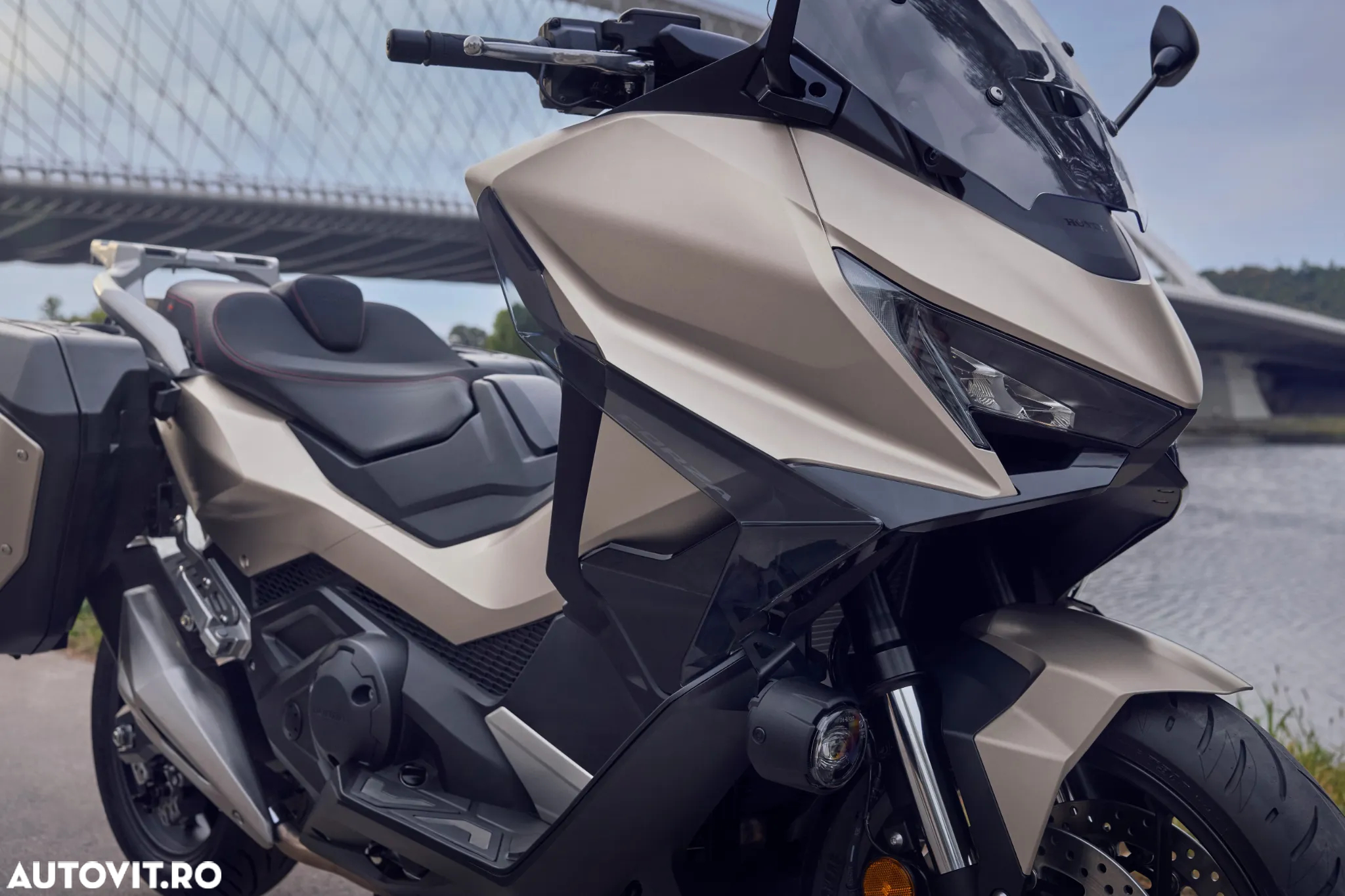 Honda Forza 750 - 12