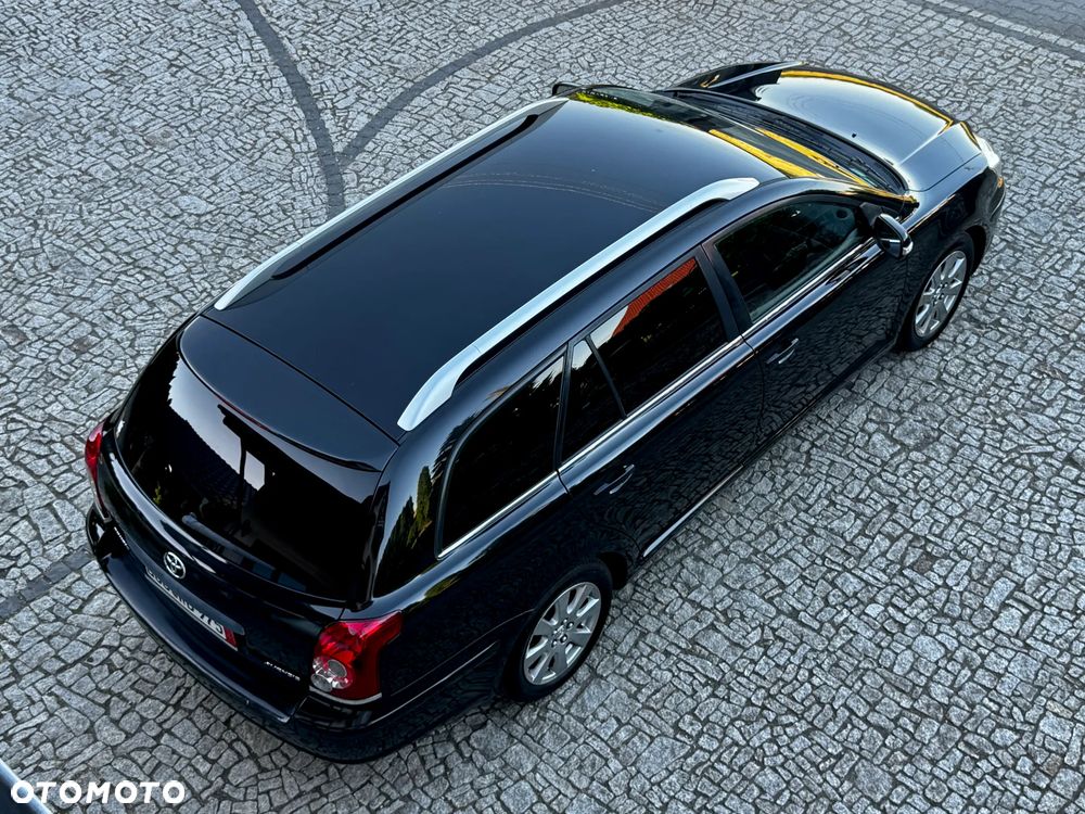 Toyota Avensis 1.8 VVT-i Executive - 40